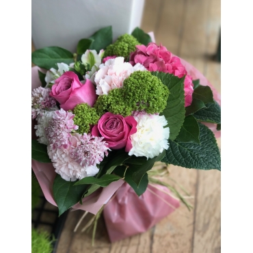 Pink Bouquet インターネット花キューピット フラワーギフト 手渡し