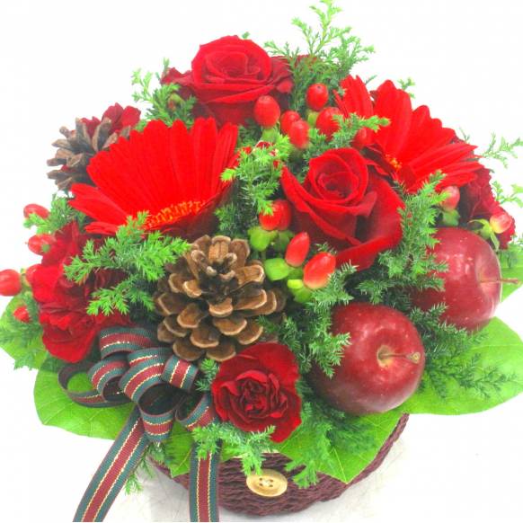 Flower arrangement》Basket with Buttons Red｜インターネット花