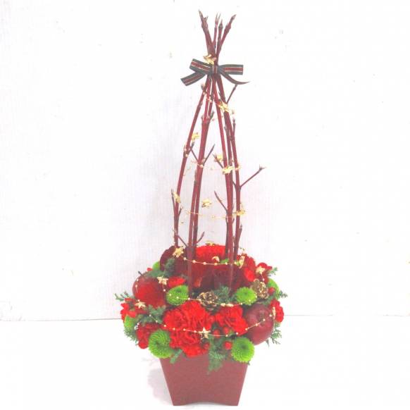 Flower arrangement》Christmas Tree Red｜花キューピット・ お取り寄せフラワーギフト