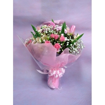 ピンク系ブーケ風花束 花材おまかせ インターネット花キューピット フラワーギフト 手渡し